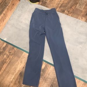 Pitch blue softstreme